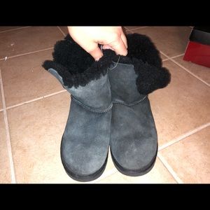 UGG low button boots!